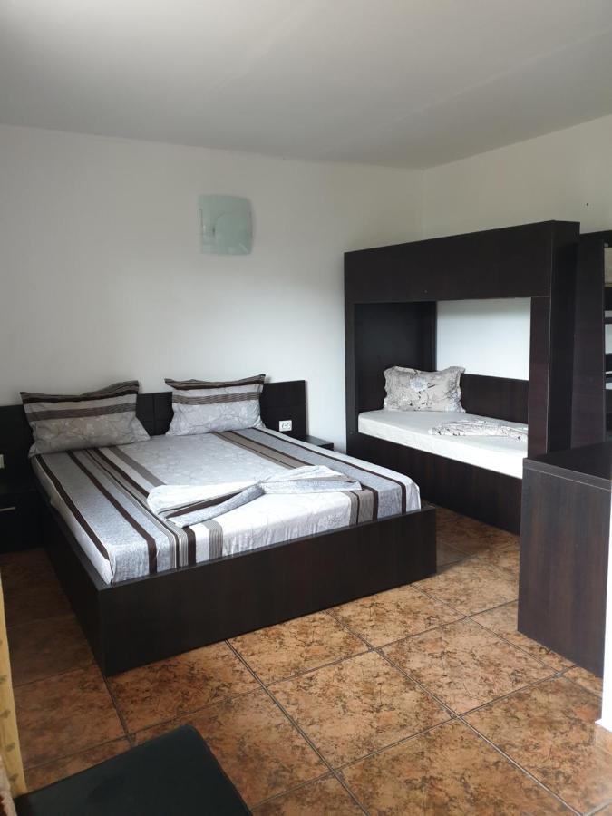 La Nasa Costinesti Hotel Buitenkant foto